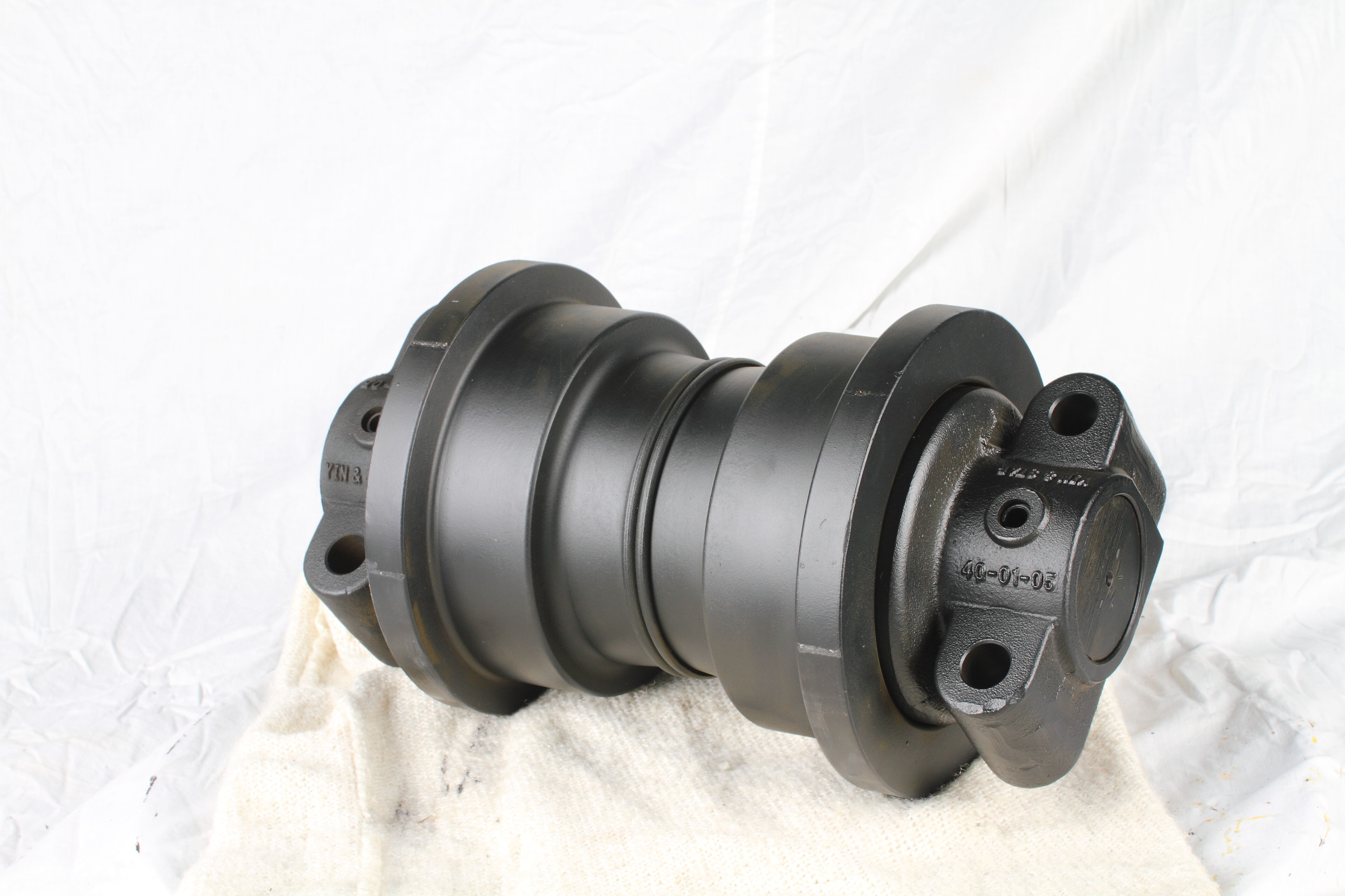 CHZ PC200 Carrier Roller for Excavators